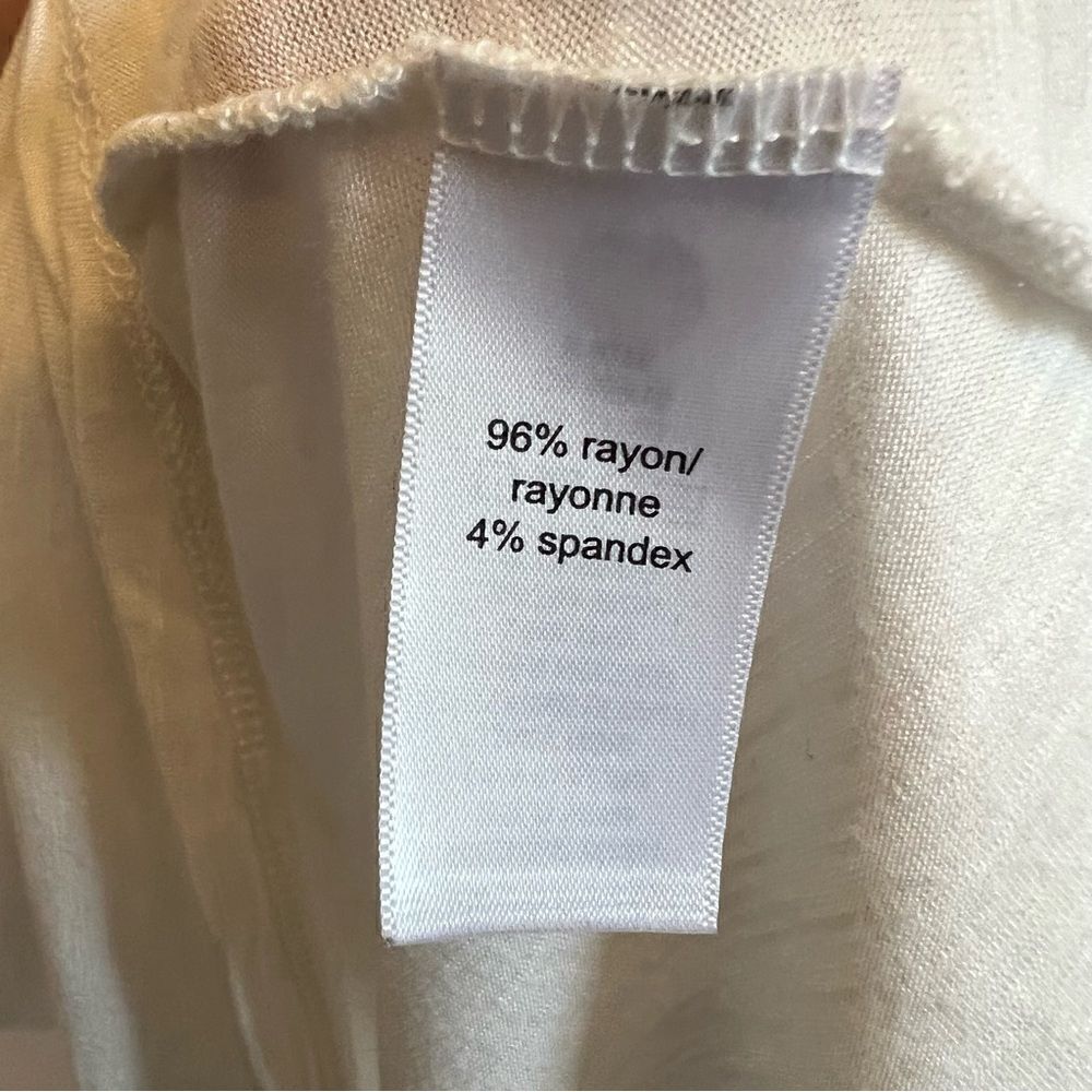 Maurices white t-Shirt - Picture 6 of 8